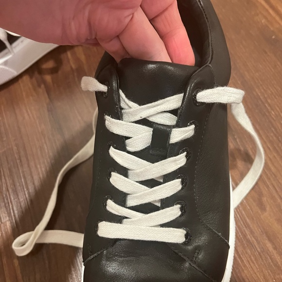 J/Slides Delilah Platform Leather Sneakers Size 9 - Picture 3 of 13